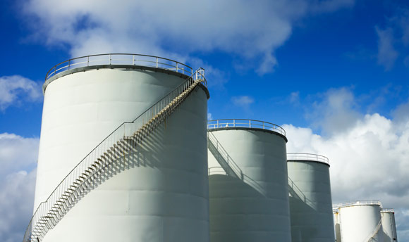 Outdoor shot of oil well
